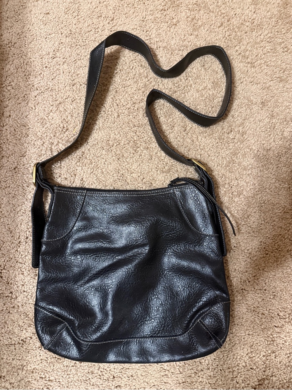 (NWOT) Classic Black Leather Shoulder Bag